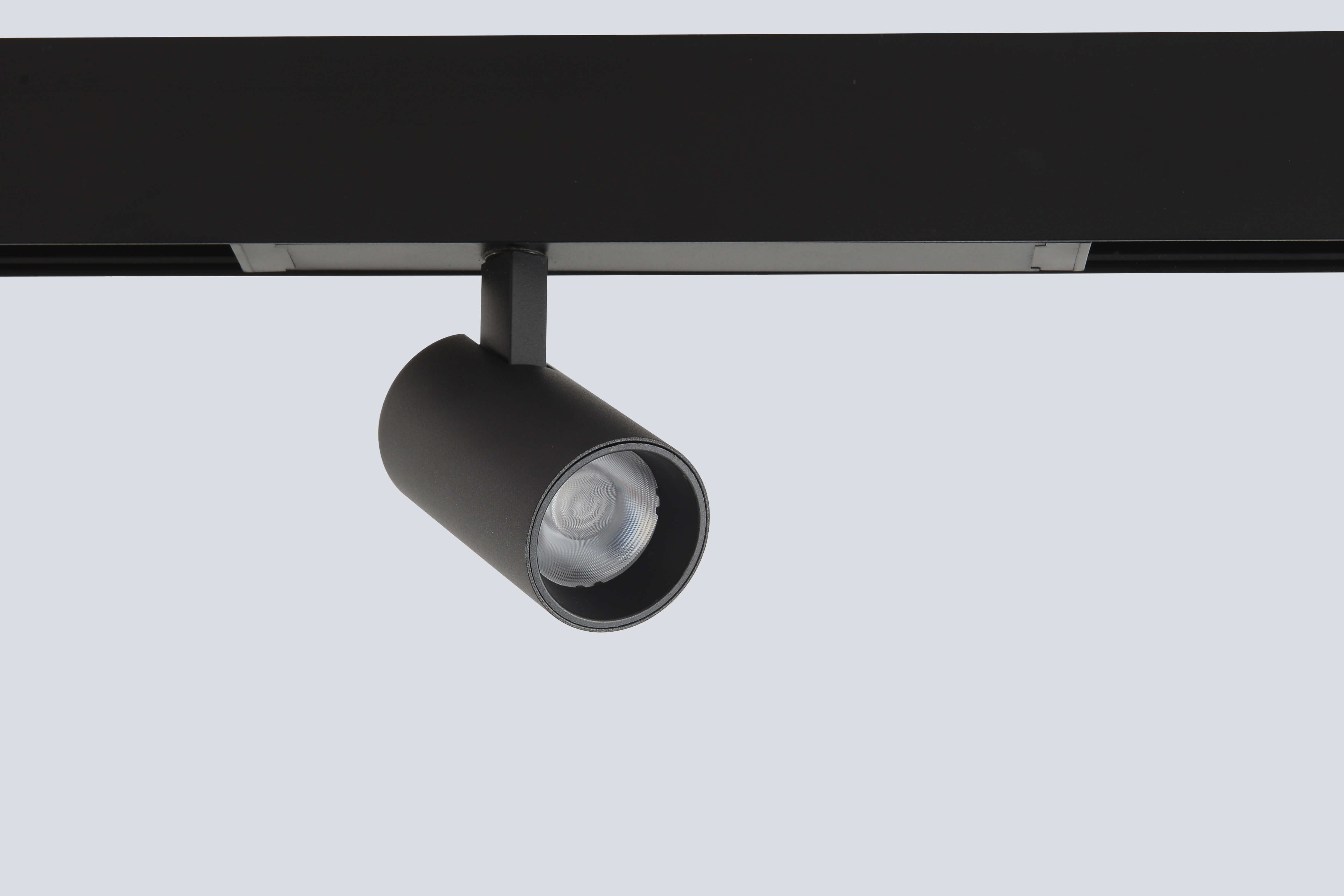 Светильник трековый 220v crystal lux clt 0.35 003 10w bl 4000k